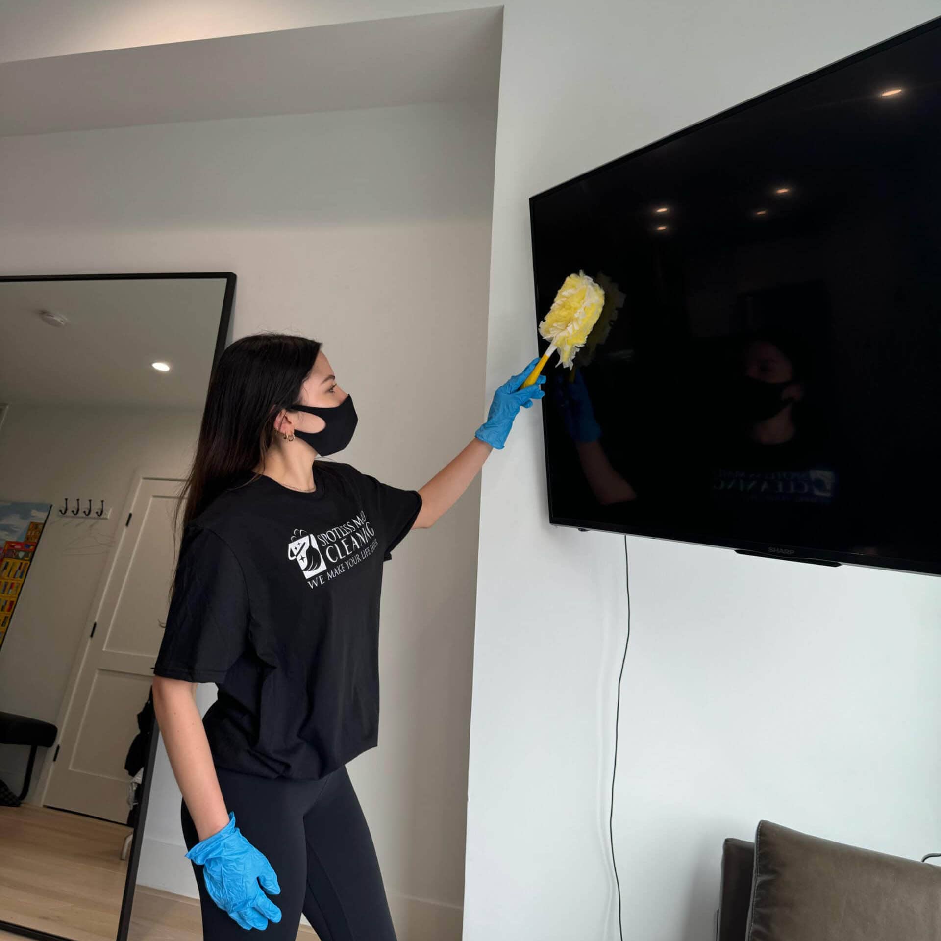 TV-Cleaning-1-scaled